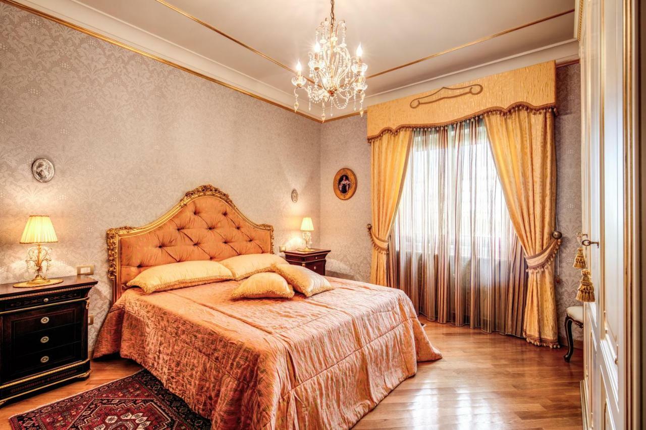 Apartmán Domus Vittoria - The Luxury Quintessence Sorrento Exteriér fotografie