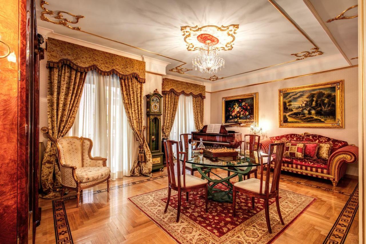 Apartmán Domus Vittoria - The Luxury Quintessence Sorrento Exteriér fotografie